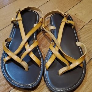 Yellow So sandals worn once 8.5 /#338